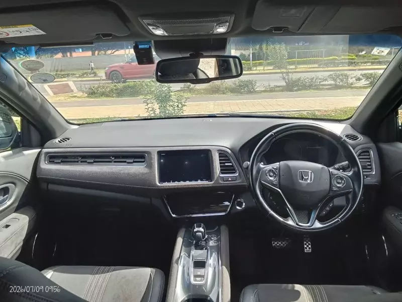 Honda Vezel Hybrid   - 2019