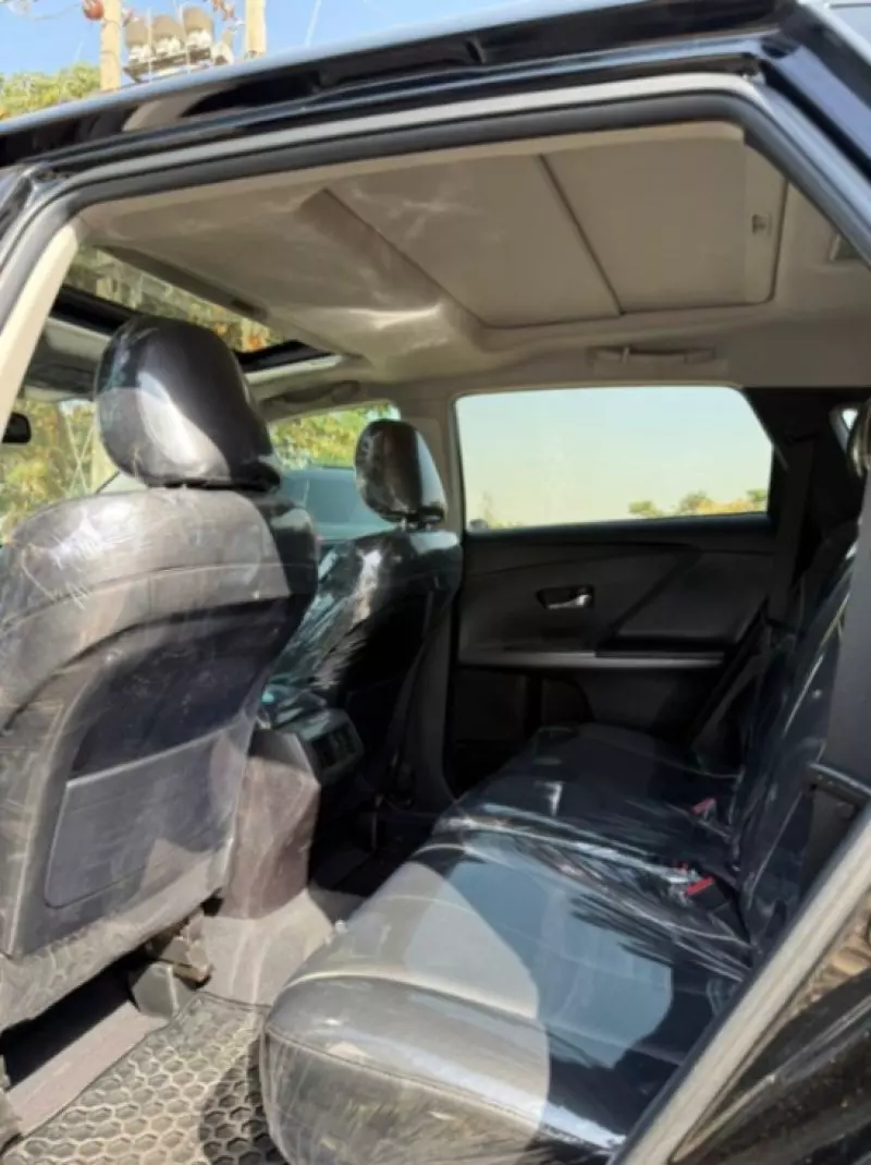 Toyota Venza   - 2013