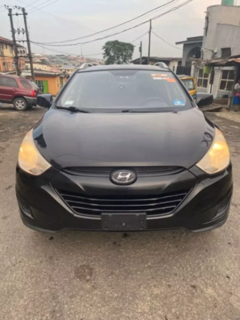 Hyundai Tucson   - 2010