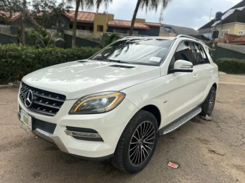 Mercedes-Benz ML 350   - 2012