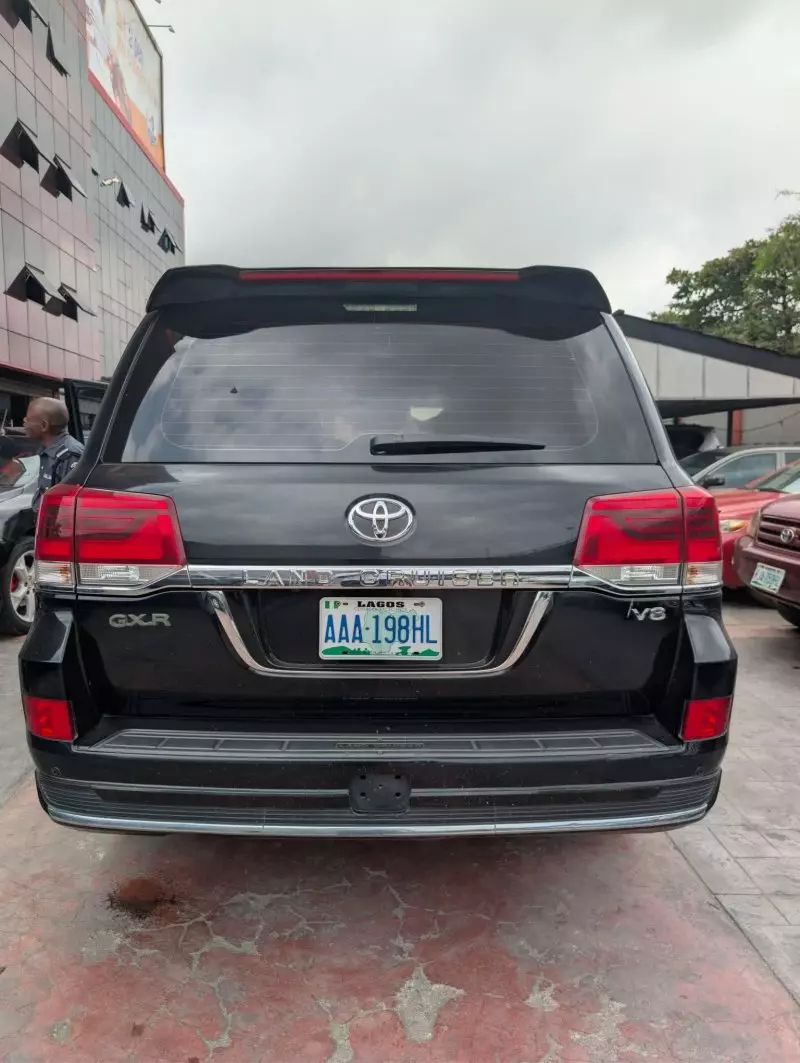 TOYOTA Landcruiser Vx V8    - 2021