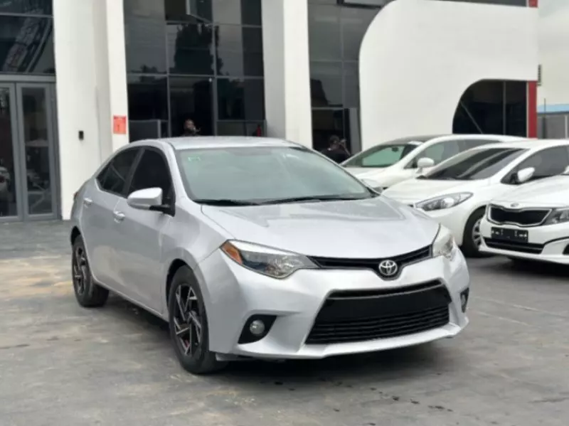 Toyota Corolla   - 2014