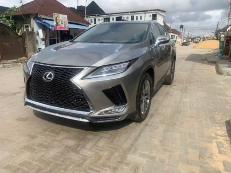 Lexus RX   - 2017