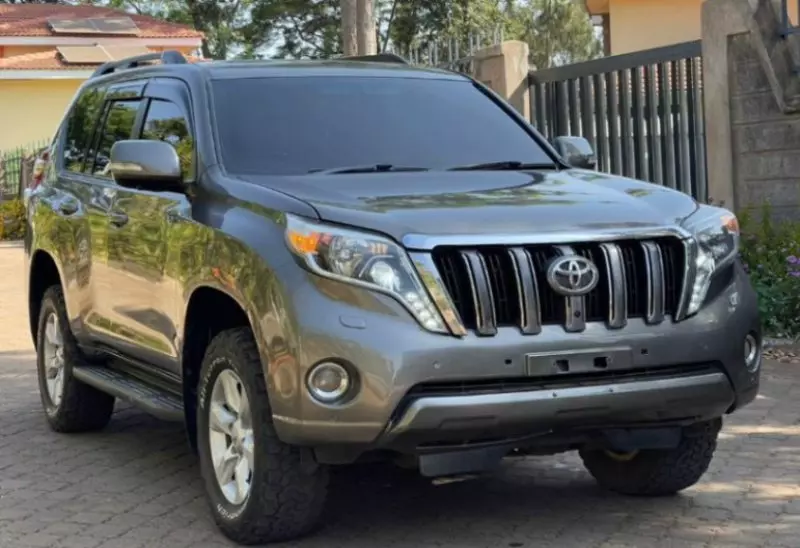 Toyota Land Cruiser   - 2012
