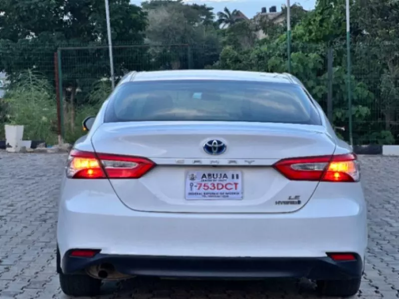 TOYOTA Camry   - 2018