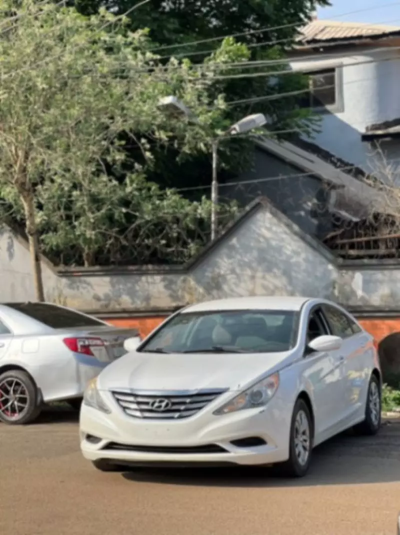 Hyundai SONATA 2,0L BVA GL   - 2013