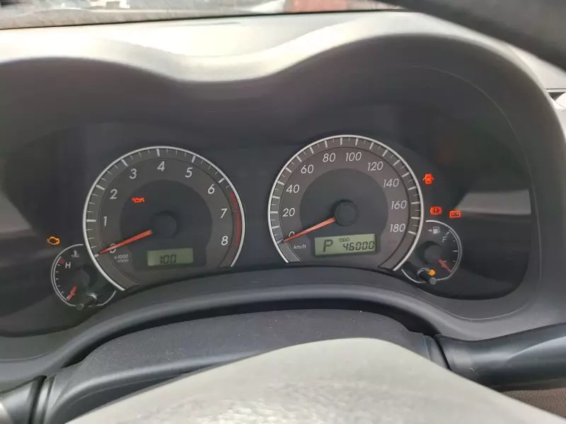 Toyota Fielder    - 2012