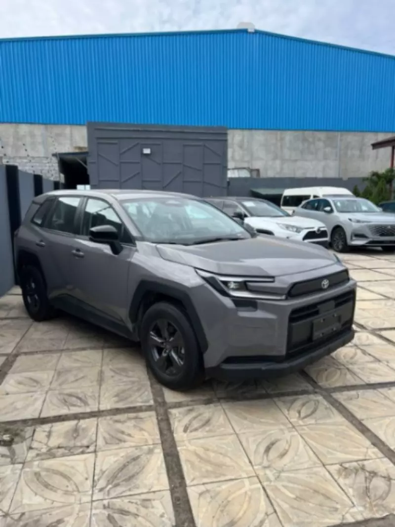 TOYOTA Rav4   - 2025