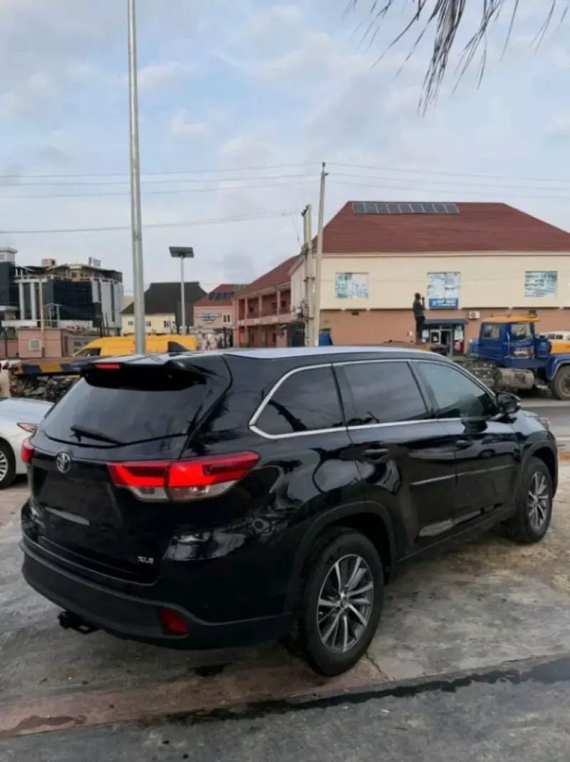 TOYOTA Highlander - 2018