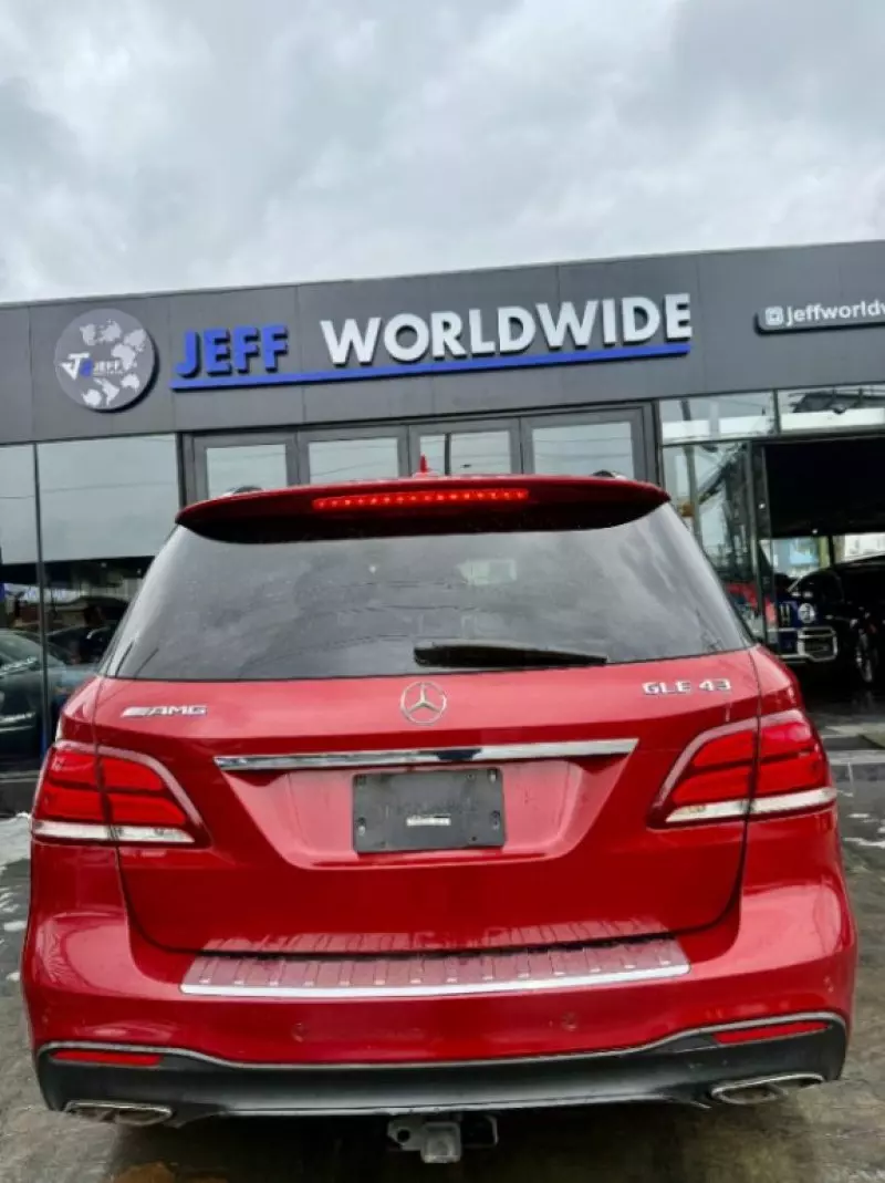 Mercedes-Benz GLE 43 AMG   - 2017