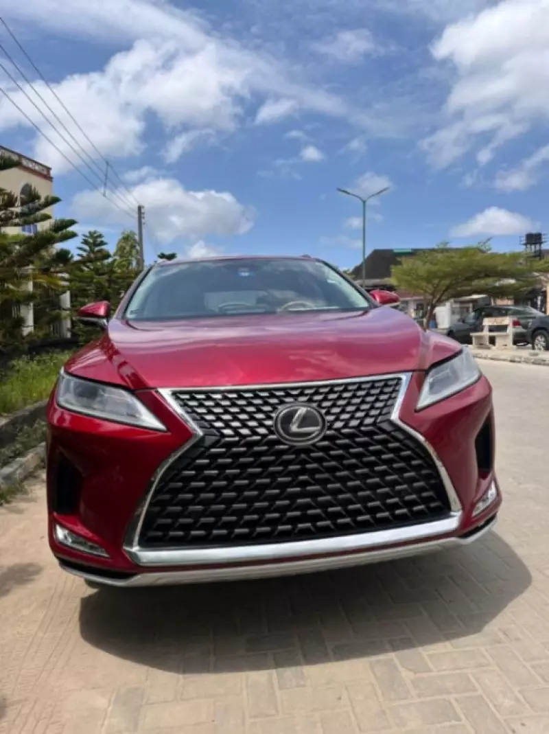 Lexus RX   - 2020
