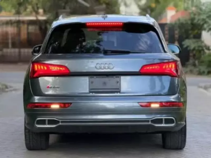 Audi SQ5   - 2018