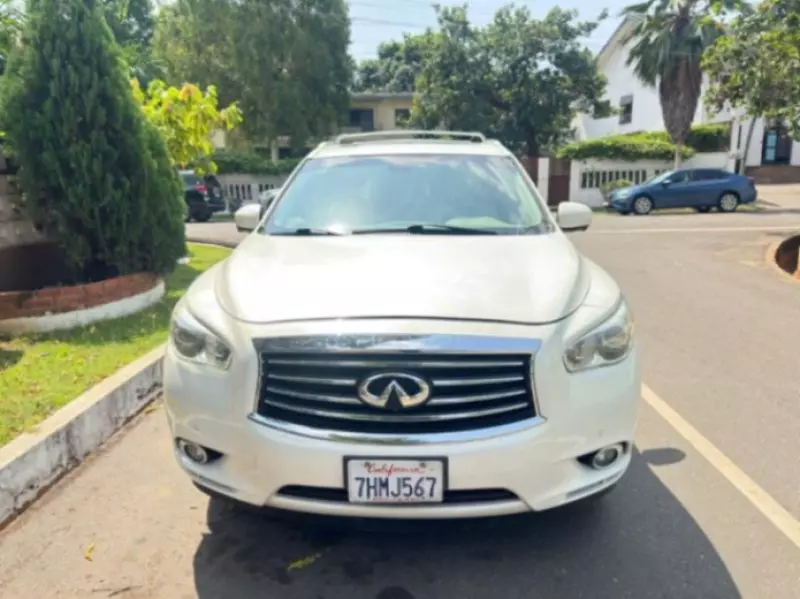 Nissan Infiniti   - 2014