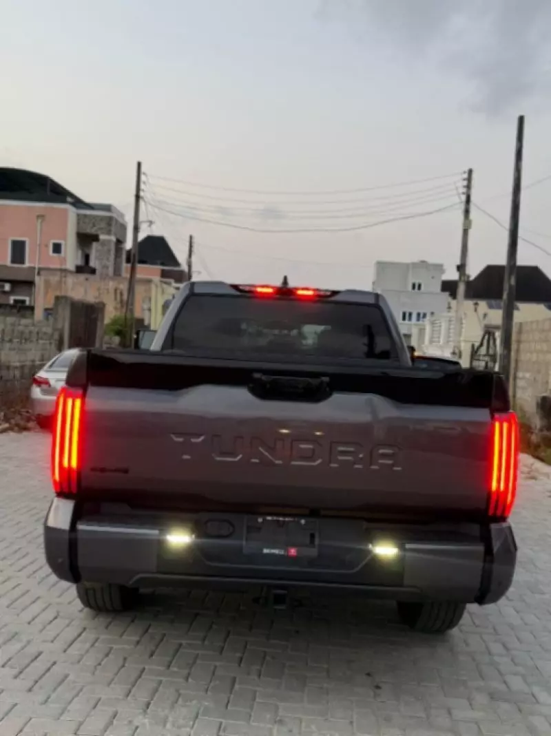 Toyota Tundra   - 2023
