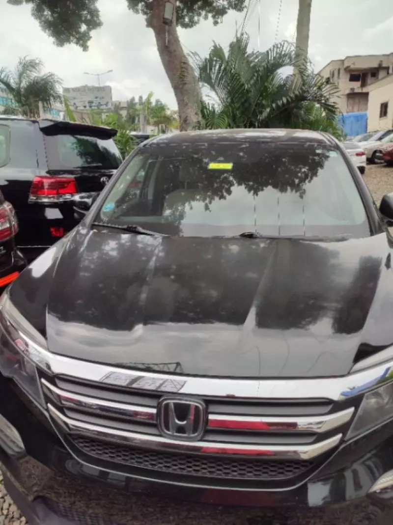 Honda Pilot   - 2016
