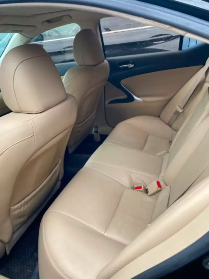 Lexus IS   - 2008