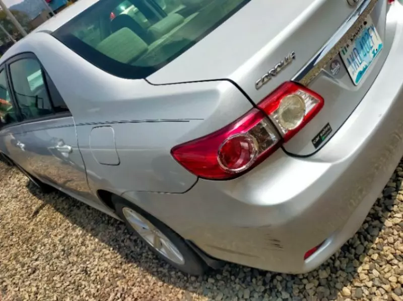 Toyota Corolla   - 2012