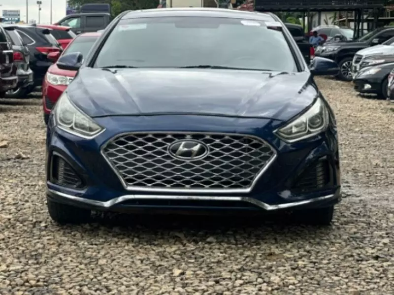 Hyundai Sonata   - 2018
