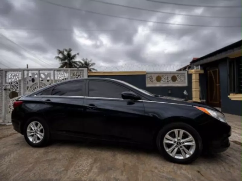 Hyundai Sonata - 2013