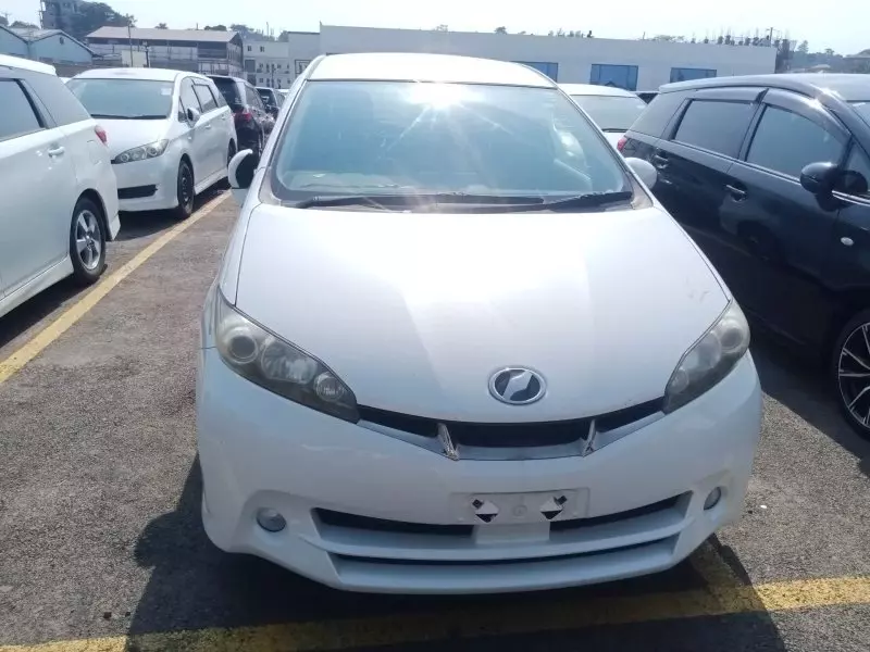 Toyota Wish   - 2012