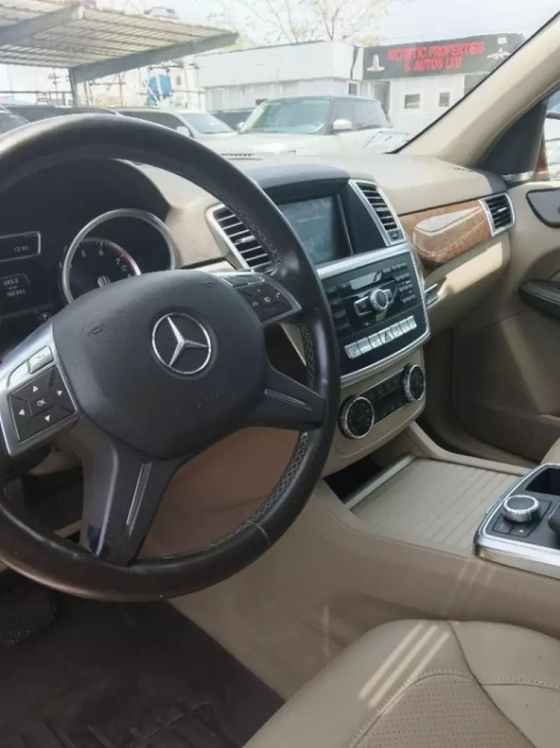 Mercedes-Benz ML-Class   - 2013