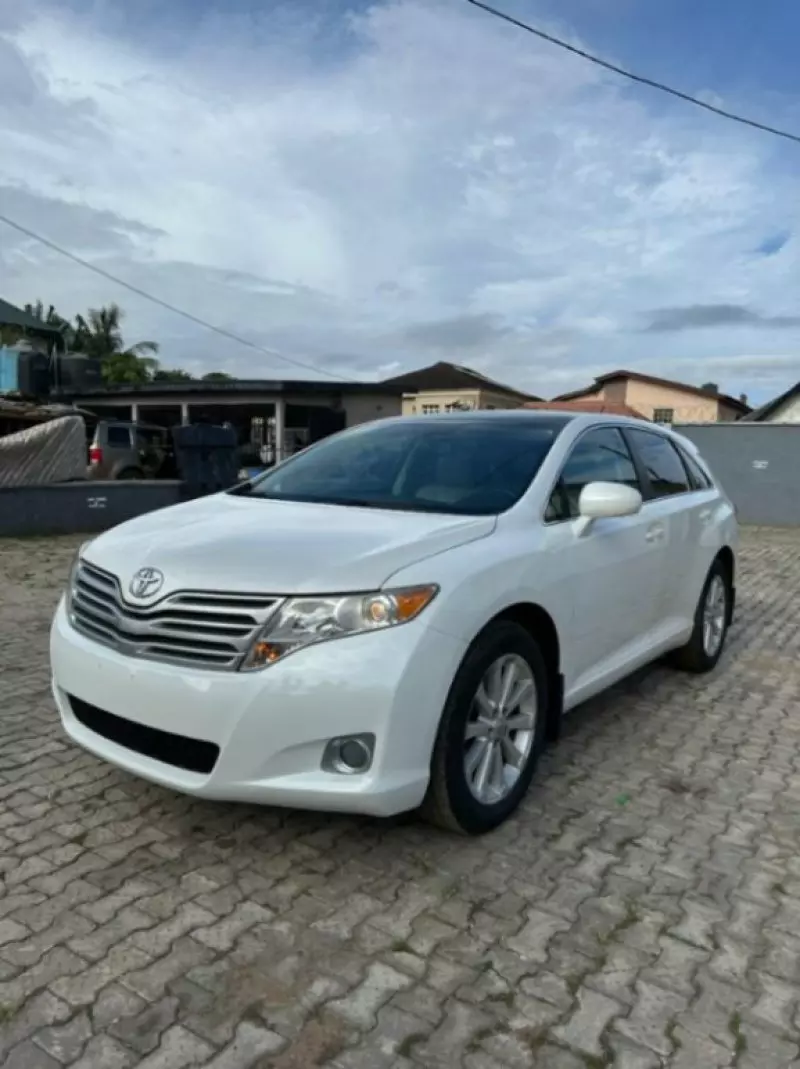 Toyota Venza   - 2010