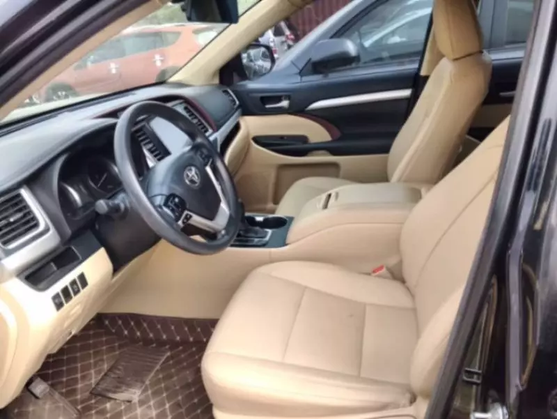 TOYOTA Highlander   - 2015