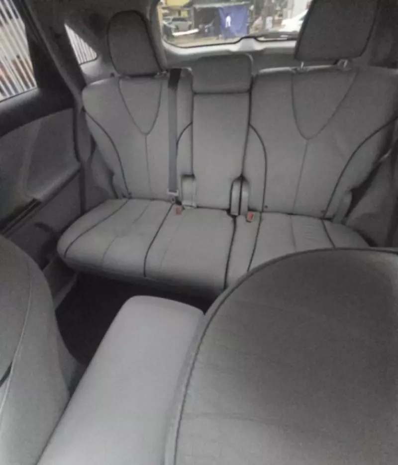 TOYOTA Venza   - 2011