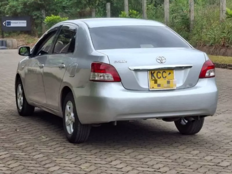 Toyota Belta   - 2008
