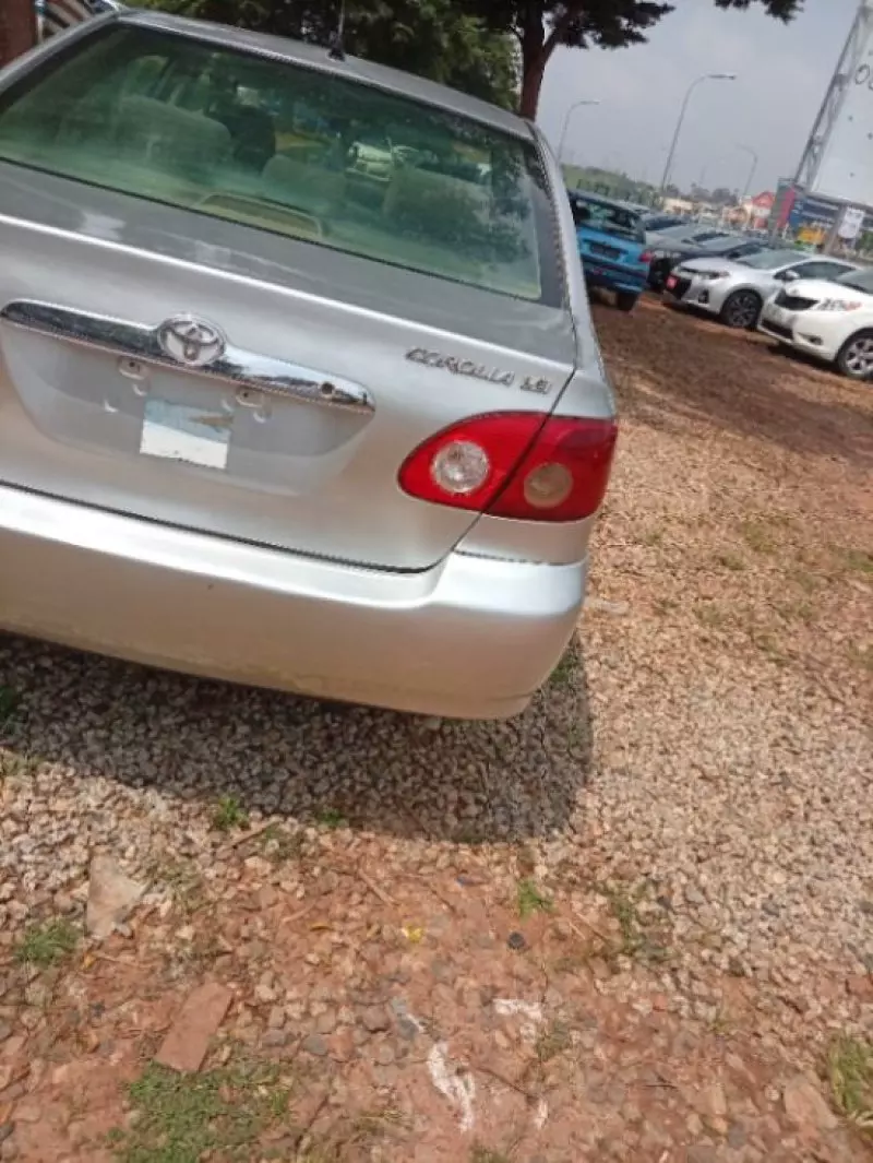TOYOTA Corolla   - 2005