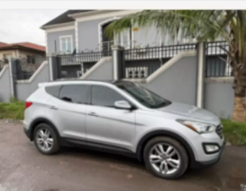Hyundai Santa Fe Sport   - 2014