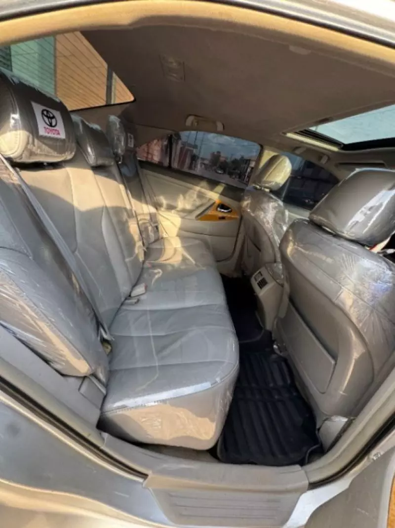 Toyota Camry   - 2007