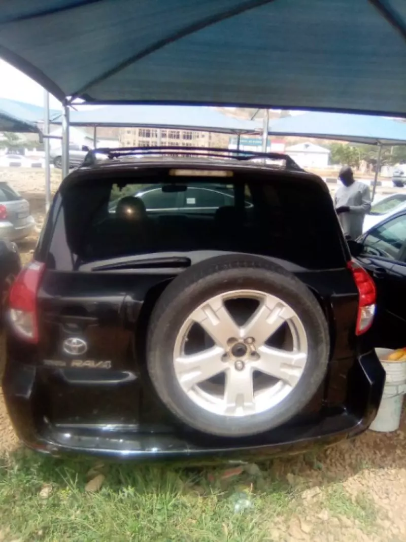 Toyota RAV4   - 2006