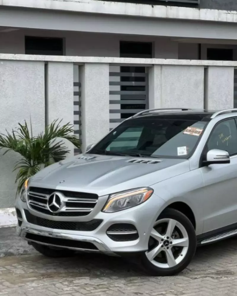 Mercedes-Benz GLE-Class   - 2017