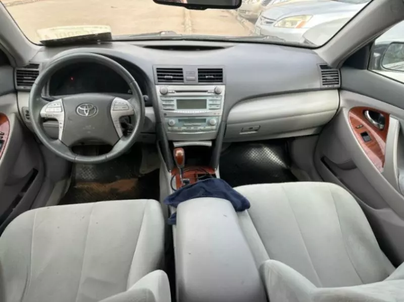 Toyota Camry   - 2008