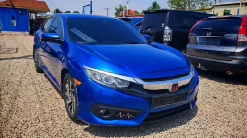 Honda Civic   - 2016