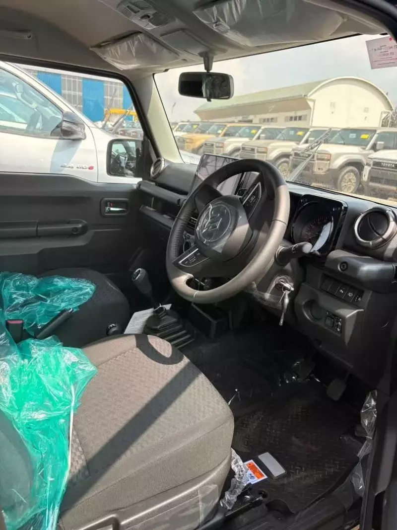 SUZUKI Jimny    - 2025