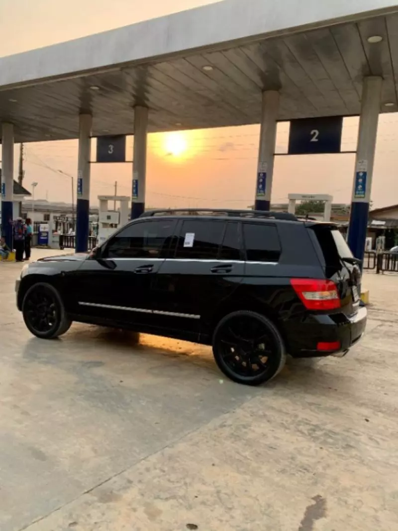 Mercedes-Benz GLK 350   - 2012