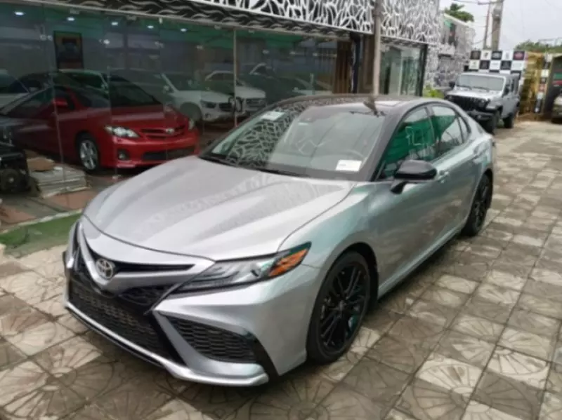 Toyota Camry   - 2024