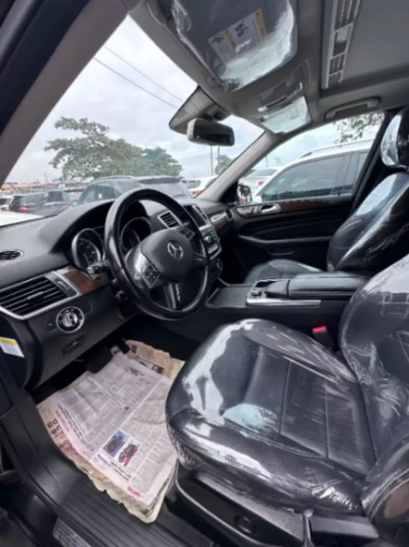 Mercedes-Benz ML 350   - 2013