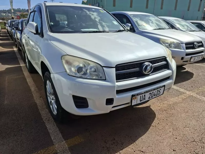 Toyota RAV 4   - 2011