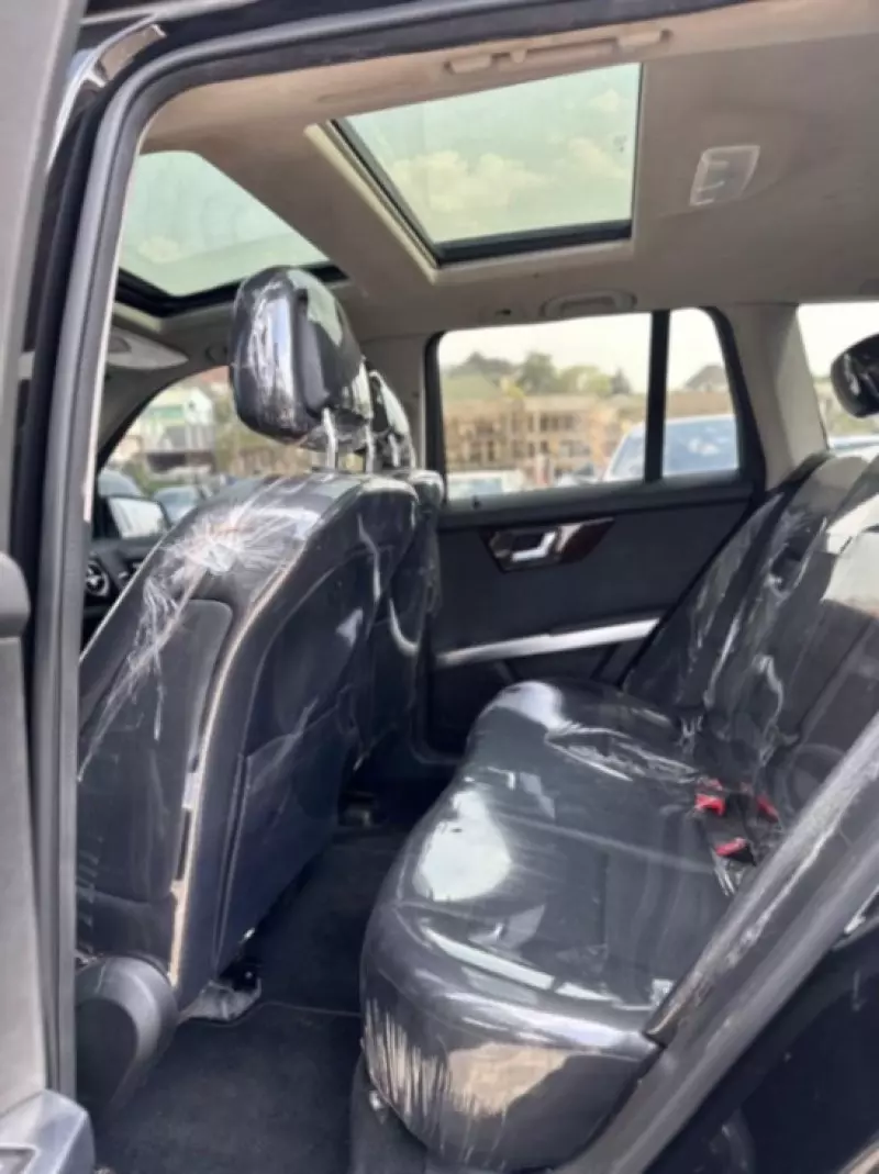 Mercedes-Benz GLK 350   - 2014