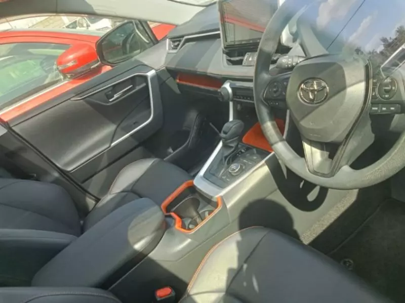Toyota RAV4   - 2018