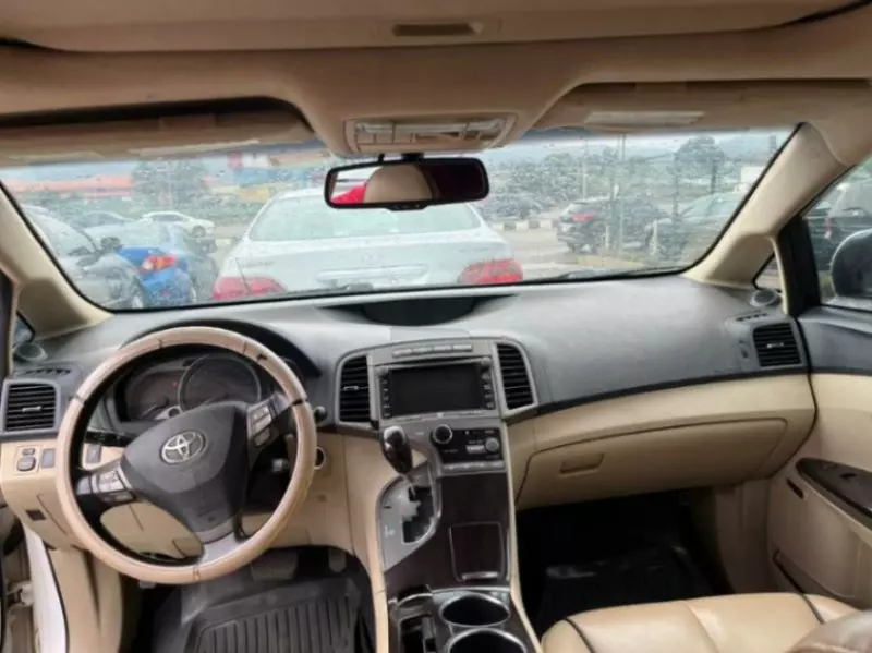 Toyota Venza   - 2010