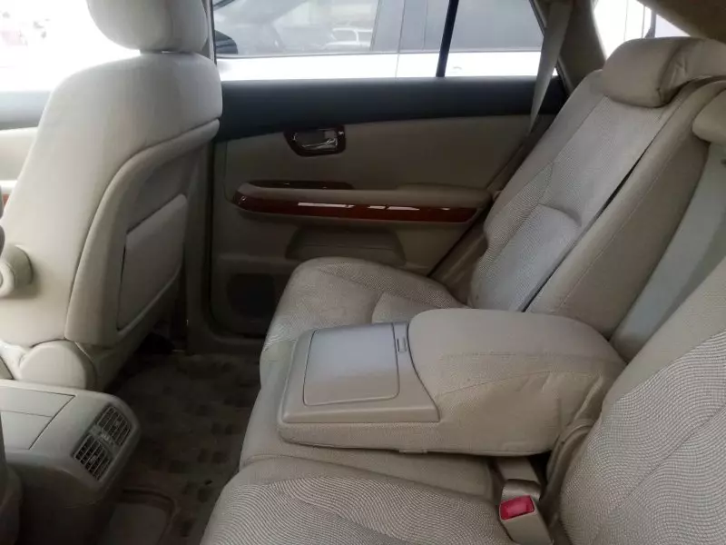 Toyota Harrier   - 2012