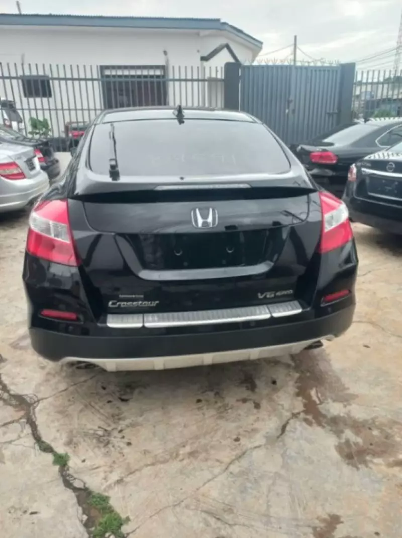 Honda Crosstour   - 2013