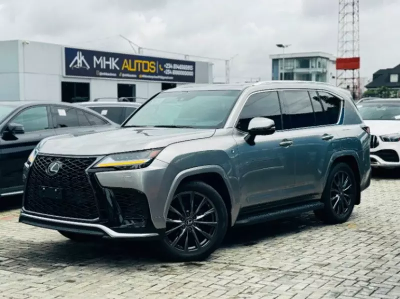 Lexus LX 600   - 2023