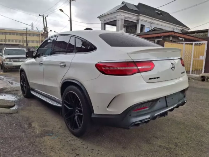 Mercedes-Benz GLE 63 AMG   - 2018