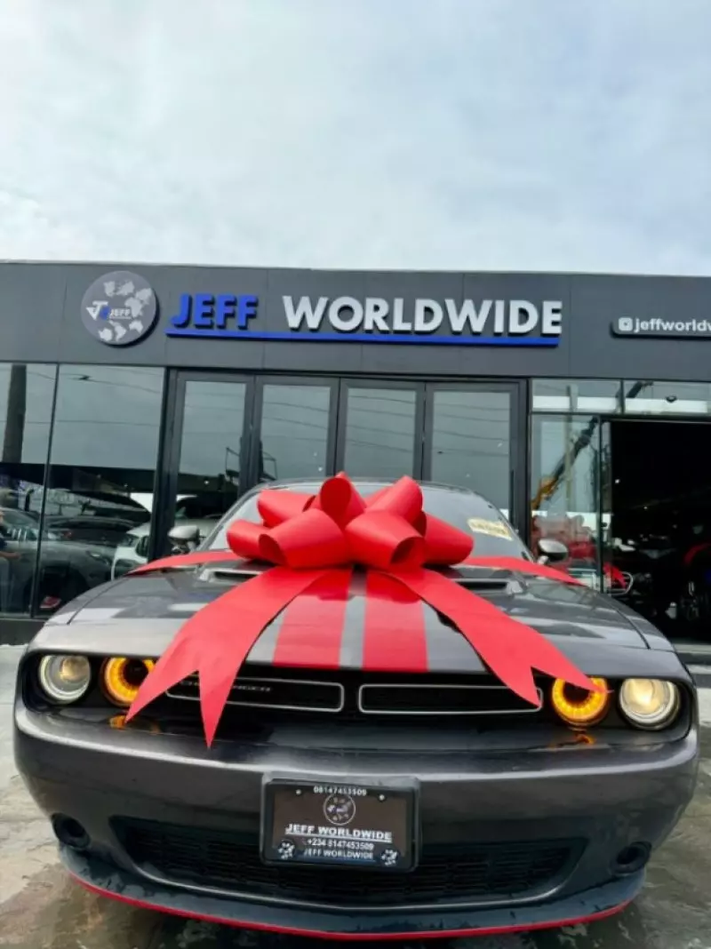 Dodge Challenger   - 2017