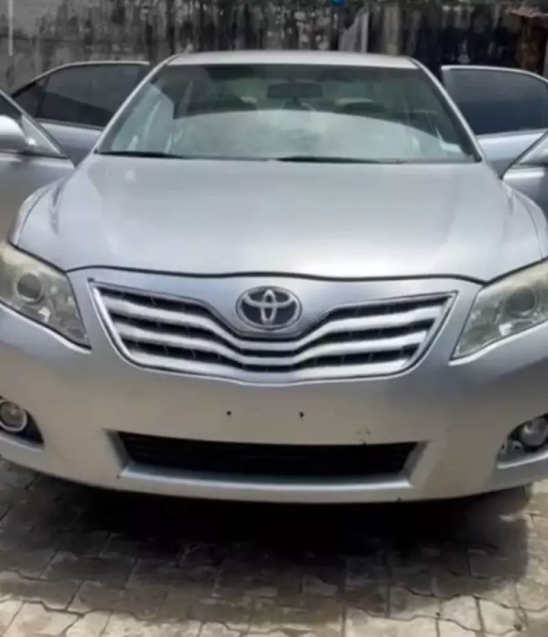 Toyota Camry   - 2008